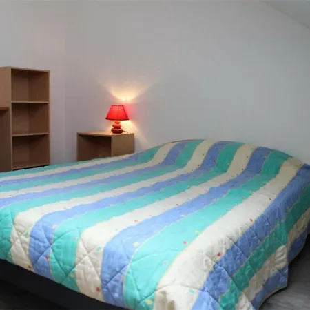 Duplex Avec Piscine, Balcon Et Parking - Proche Plage, 4 Couchages A La Rochelle - Fr-1-246-9 Apartment *